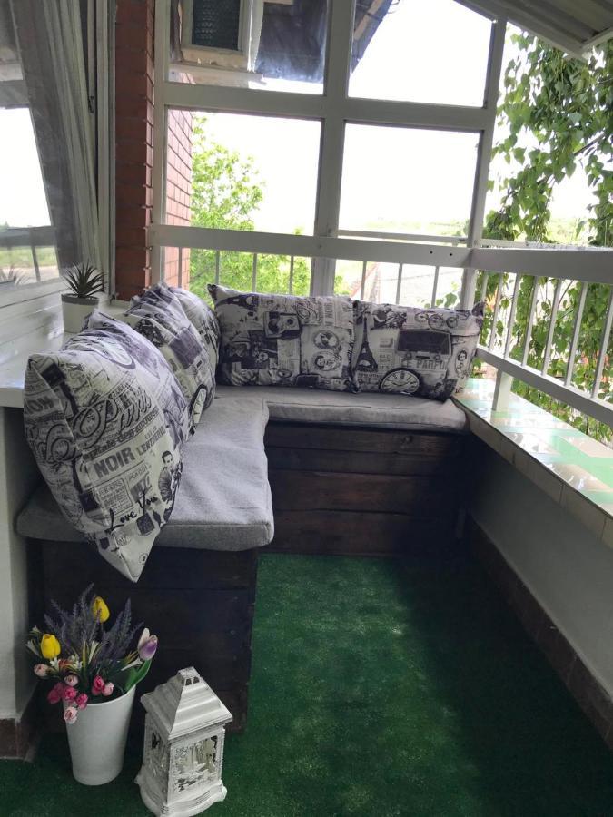 Apartman Studio Pavle I Petra Sremski Karlovci Exterior foto